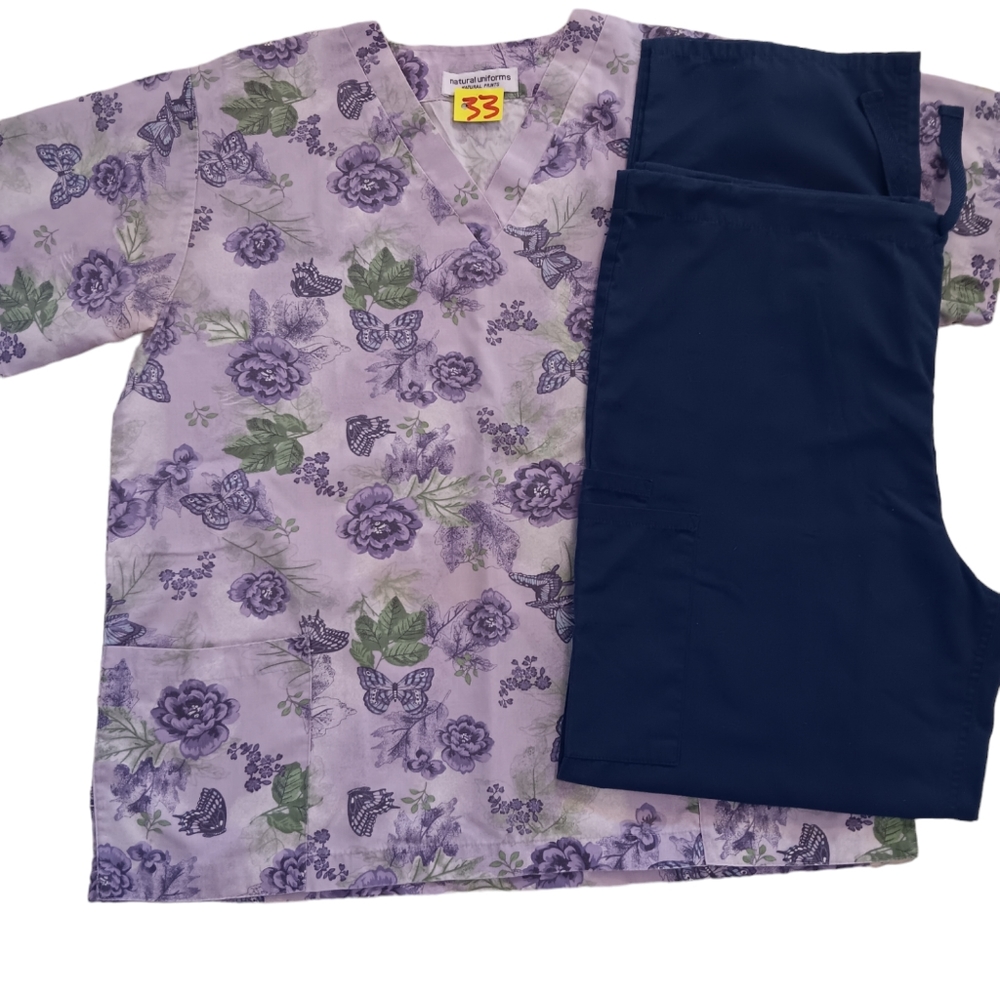 scrub set - Picture 1 of 2
